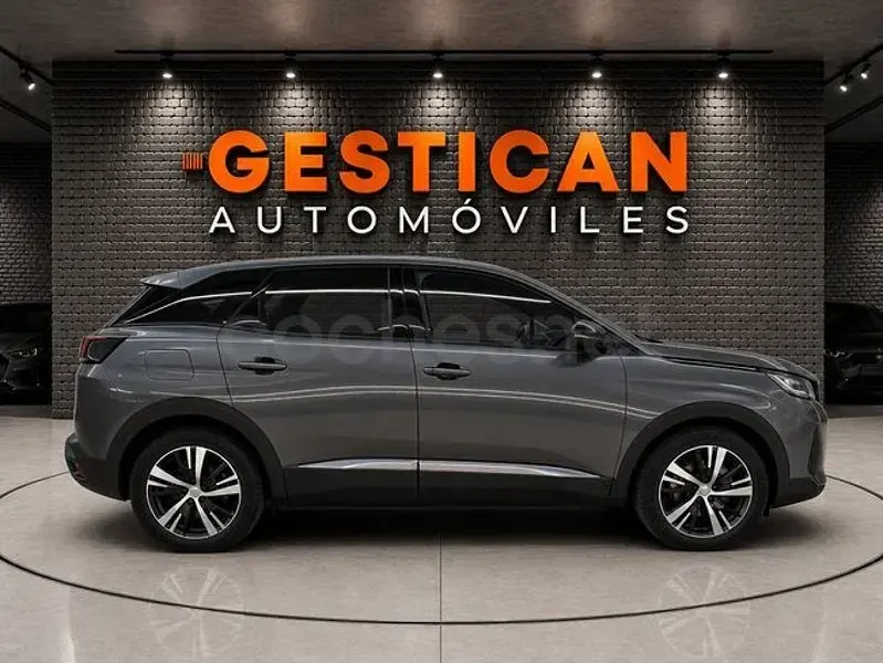 Usado Peugeot 3008 Allure 225 CV (165 kW) 2022 Gris / plata SUV