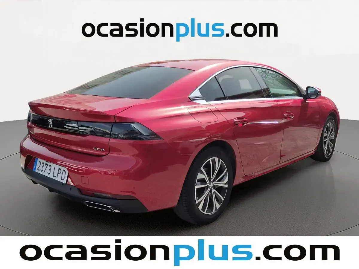 Usado Peugeot 508 Allure 130 CV (95 kW) 2021 Rojo Berlina
