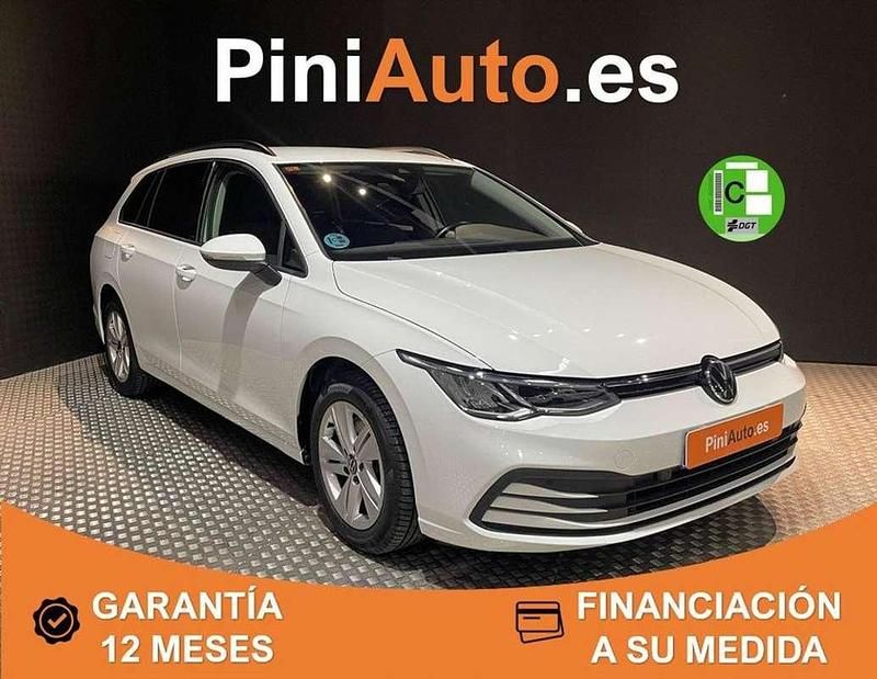Usado VW Golf VIII Life 116 CV (85 kW) 2021 Blanco Familiar