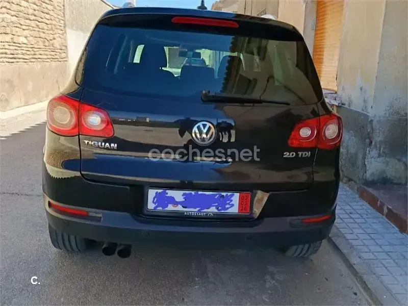 Usado VW Tiguan 140 CV (102 kW) 2009 Negro SUV