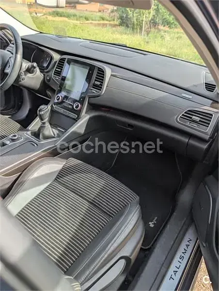 Usado Renault Talisman Zen 130 CV (95 kW) 2016 Azul Familiar