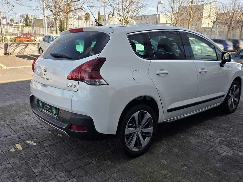 Usado Peugeot 3008 Allure 130 CV (95 kW) 2016 Blanco SUV