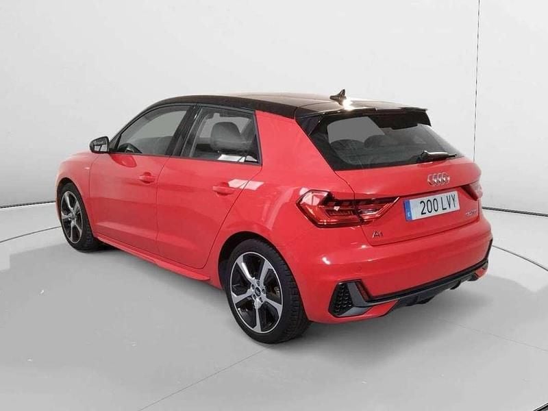 Usado Audi A1 Design 111 CV (81 kW) 2022 Rojo SUV