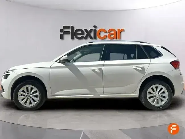 Usado Skoda Kamiq Active 110 CV (80 kW) 2023 Blanco SUV