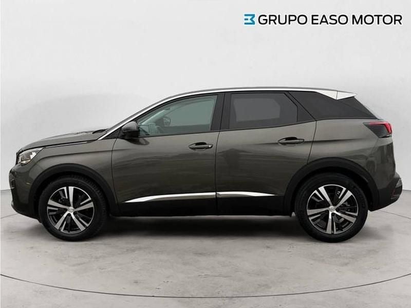 Usado Peugeot 3008 Allure 130 CV (95 kW) 2020 Gris SUV