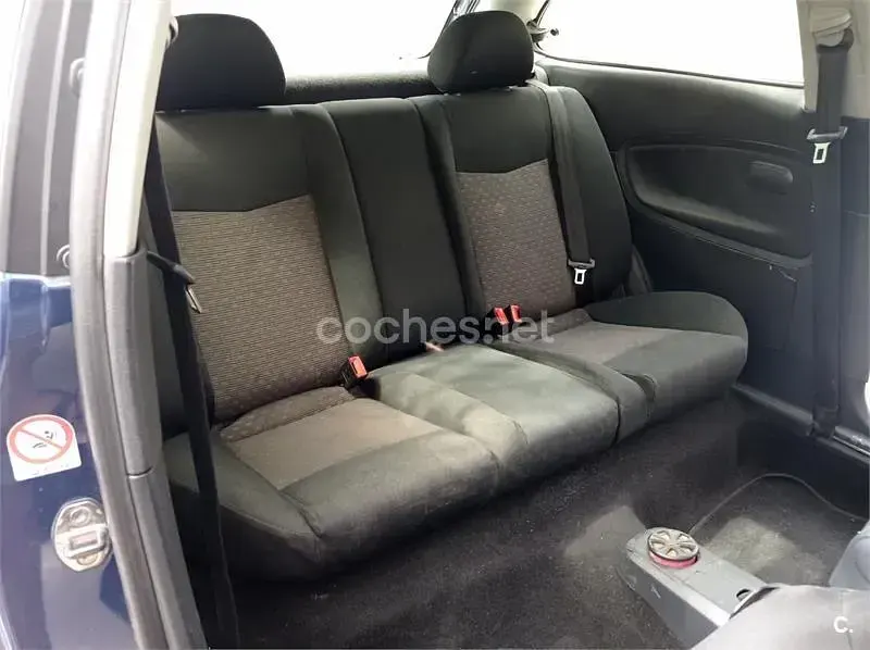 Usado Seat Ibiza Sport 130 CV (95 kW) 2005 Azul Utilitario