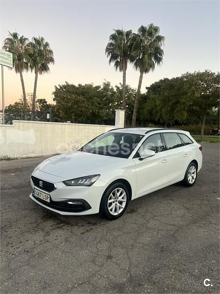 Blanco Usado 2021 Seat Leon Reference Familiar | 13.000 € (Precio justo) - Imagen 1/4