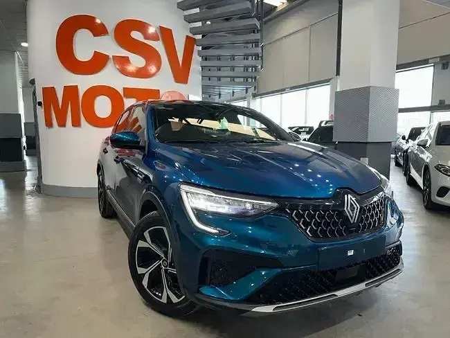 Usado Renault Arkana Techno 145 CV (106 kW) 2024 Azul SUV