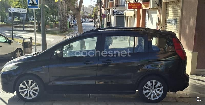 Usado Mazda 5 Active 110 CV (80 kW) 2007 Azul Monovolumen