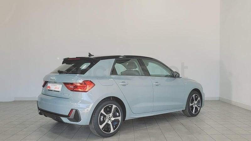 Usado Audi A1 Sportback 116 CV (85 kW) 2025 Gris / plata Utilitario