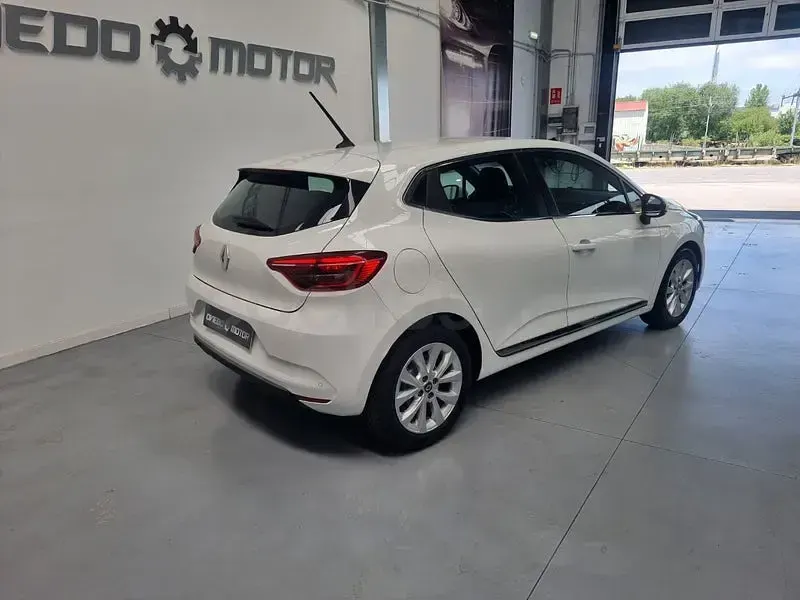 Usado Renault Clio V Zen 85 CV (62 kW) 2020 Blanco Berlina