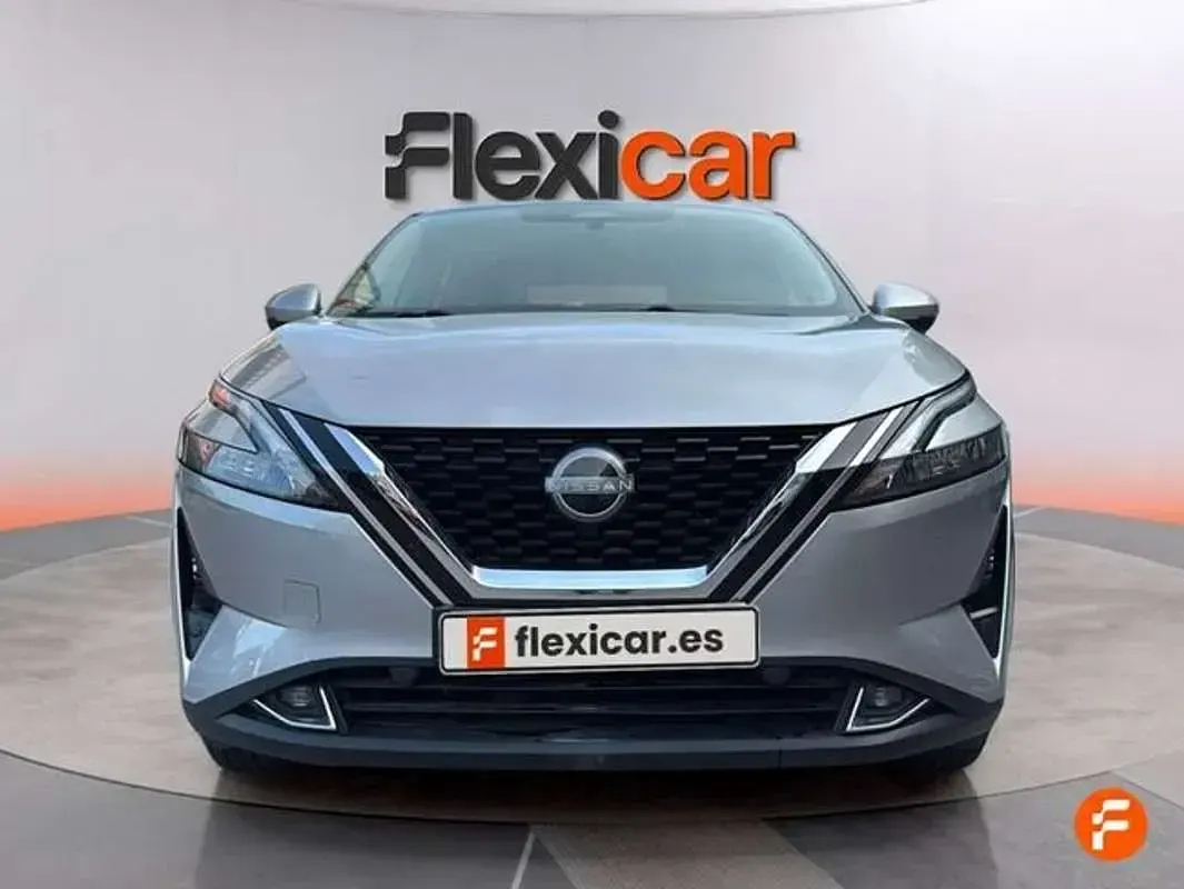 Usado Nissan Qashqai Acenta 158 CV (116 kW) 2024 Gris SUV