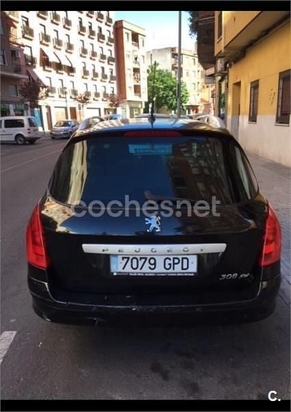 Usado Peugeot 308 SW Sport 136 CV (100 kW) 2009 Negro Familiar