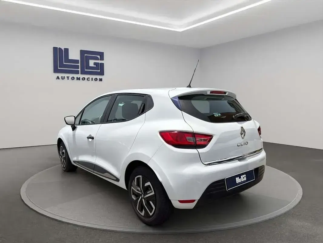 Usado Renault Clio Business 75 CV (55 kW) 2019 Blanco Utilitario