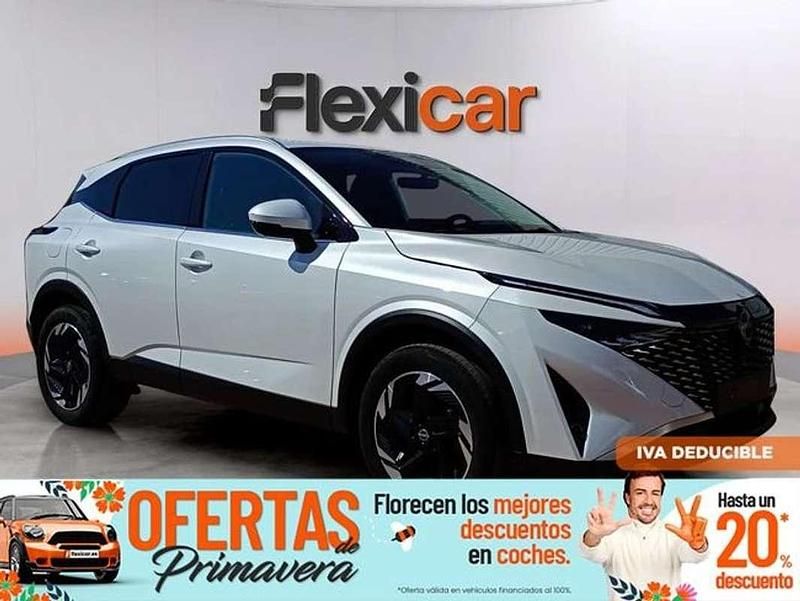 Usado Nissan Qashqai N-Connecta 158 CV (116 kW) 2025 Blanco SUV