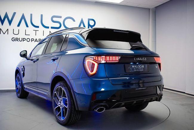 Usado Lynk & Co 01 261 CV (191 kW) 2023 Azul SUV
