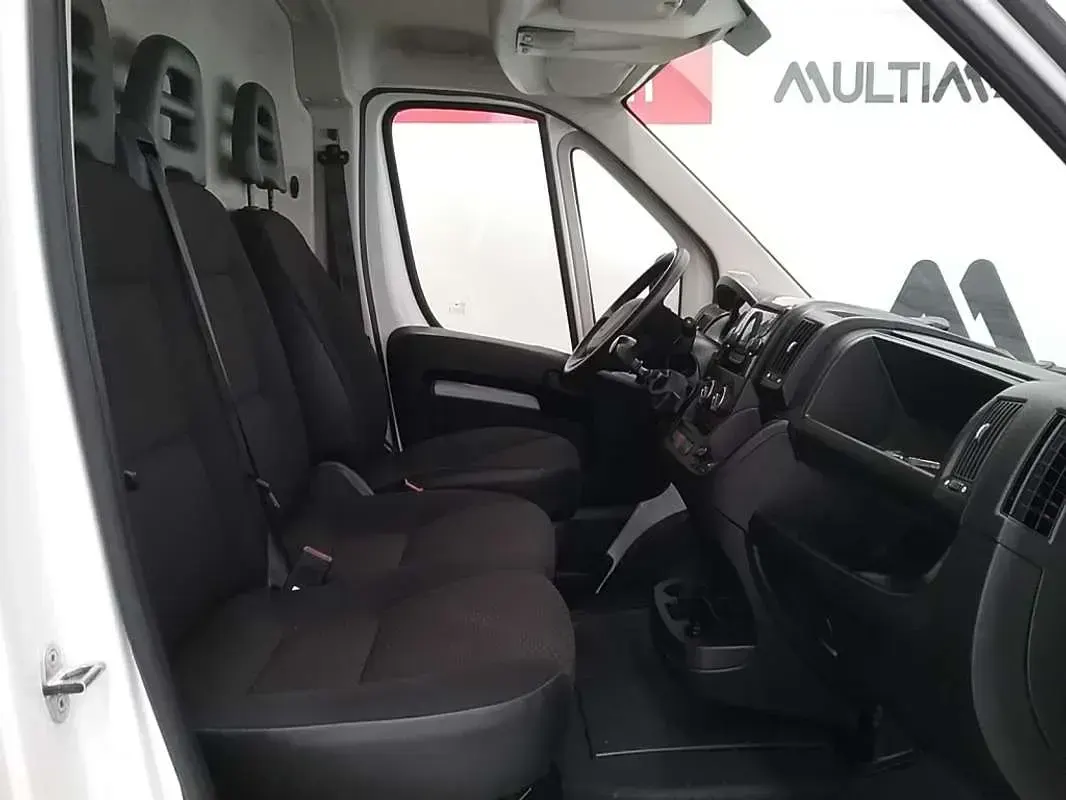Usado Peugeot Boxer S 165 CV (121 kW) 2020 Blanco Van