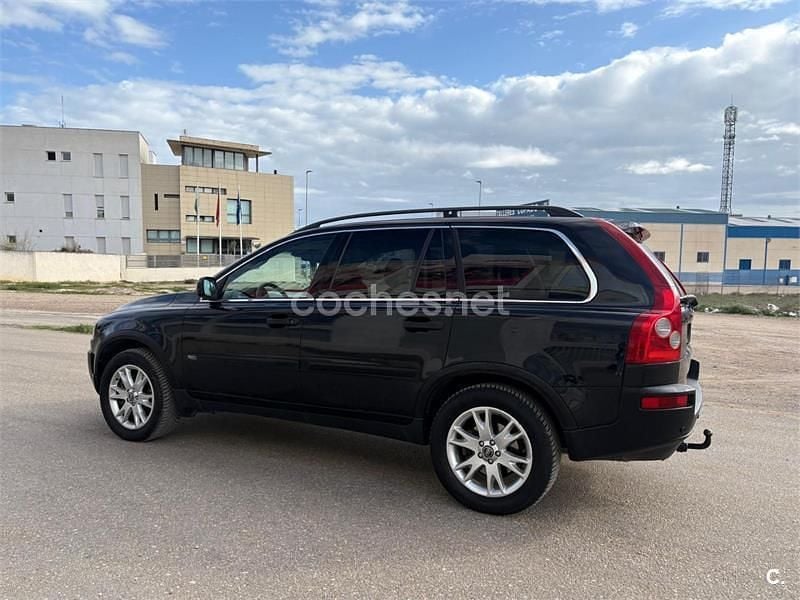Negro Usado 2005 Volvo XC90 Summum SUV | 6500 € (Precio justo) - Imagen 1/4