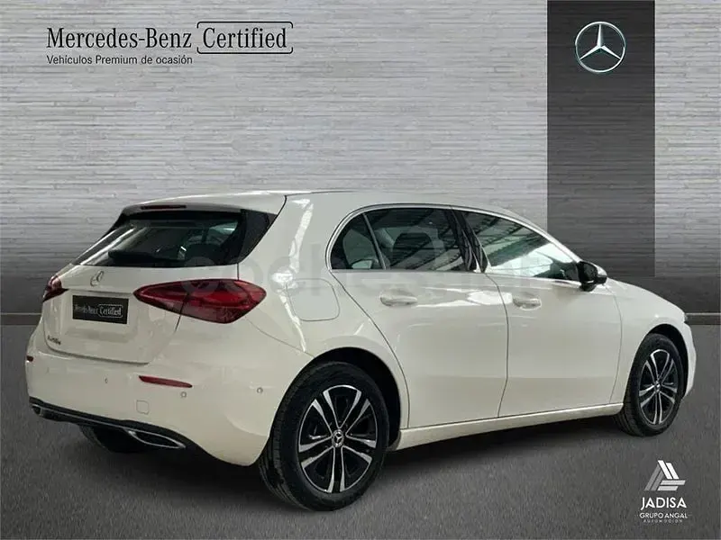 Usado Mercedes A250 218 CV (160 kW) 2024 Blanco Berlina