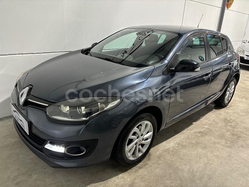 Usado Renault Mégane LIMITED 110 CV (80 kW) 2015 Azul Berlina