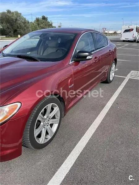 Usado Jaguar XF Luxury 207 CV (152 kW) 2008 Granate Berlina