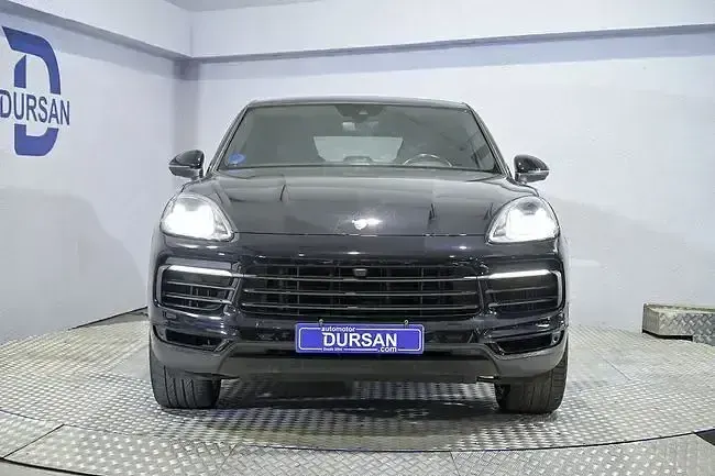 Usado Porsche Cayenne E-Hybrid 462 CV (339 kW) 2022 Negro SUV
