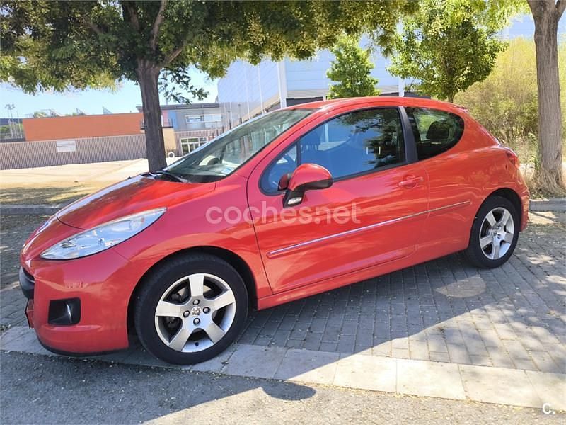 Rojo Usado 2010 Peugeot 207 Sport Berlina | 3290 € (Super precio) - Imagen 1/4