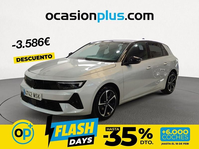 Gris Usado 2024 Opel Astra Berlina | 18.000 € (Precio justo) - Imagen 1/4