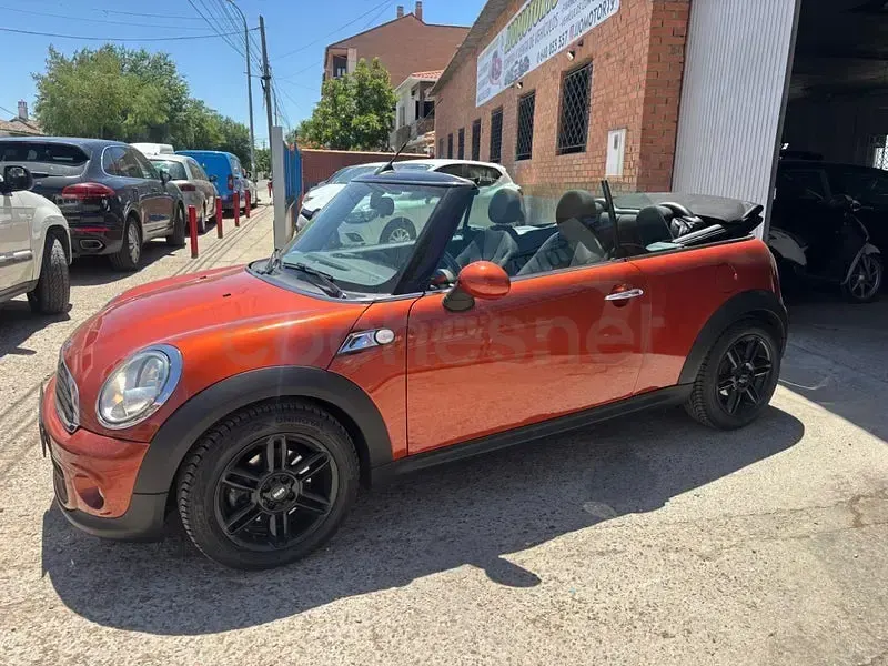 Usado Mini One Cabriolet 98 CV (72 kW) 2015 Naranja Descapotable