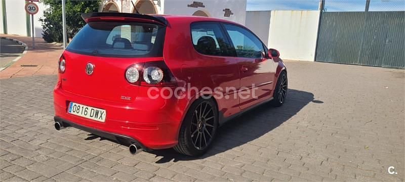 Usado VW Golf IV GTI 200 CV (147 kW) 2006 Rojo Berlina