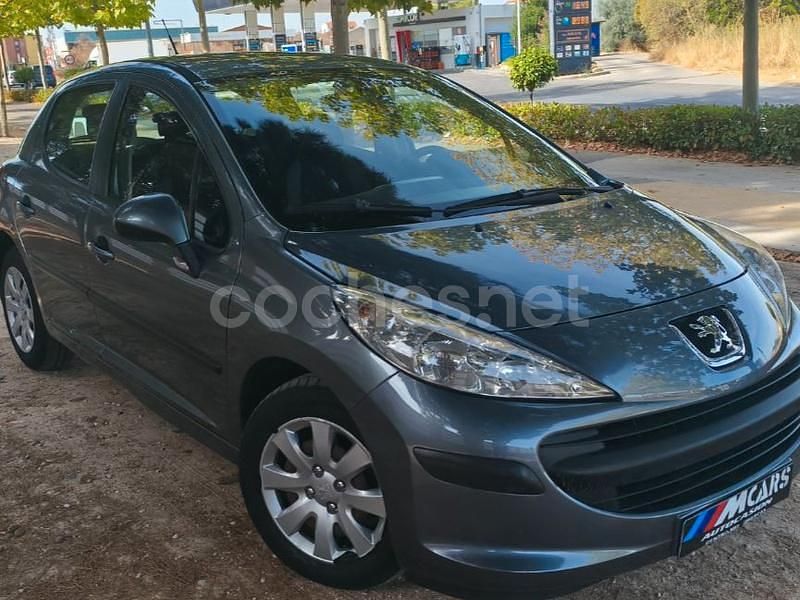 Gris / plata Usado 2008 Peugeot 207 Berlina | 2850 € (Precio justo) - Imagen 1/4