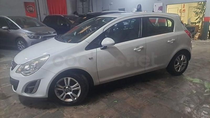 Usado Opel Corsa Selective 85 CV (62 kW) 2012 Blanco Utilitario