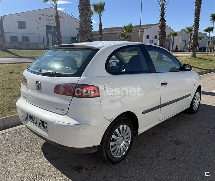 Usado Seat Ibiza Stella 64 CV (47 kW) 2002 Blanco Utilitario
