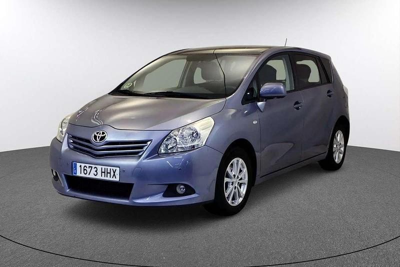 Gris Usado 2012 Toyota Verso Active Monovolumen | 10.140 € (Un poco caro) - Imagen 1/4