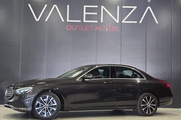 Usado 2022 Mercedes E300 Avantgarde Berlina | 43.900 € (Precio justo) - Imagen 1/4
