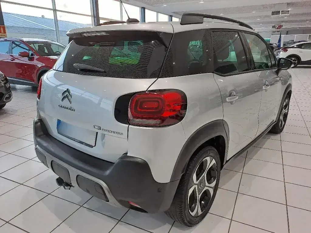 Usado Citroën C3 Aircross Shine 120 CV (88 kW) 2019 Gris SUV