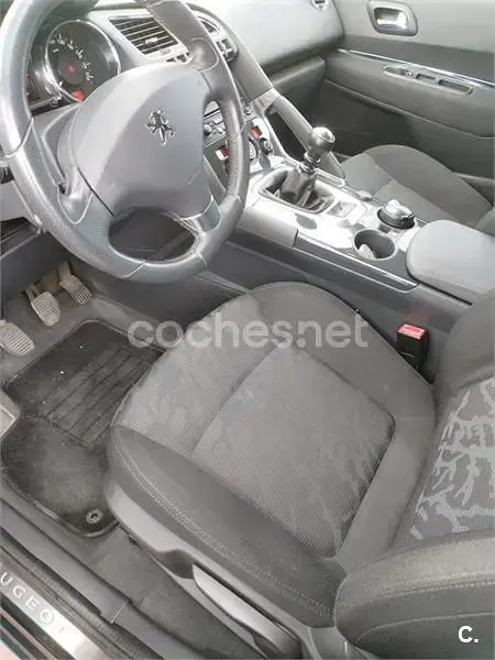 Usado Peugeot 3008 Sport 150 CV (110 kW) 2010 Negro Familiar