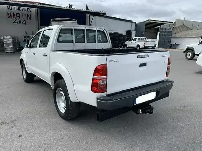 Käytetty Toyota HiLux 144 HP (105 kW) 2016 Valkoinen Nouto