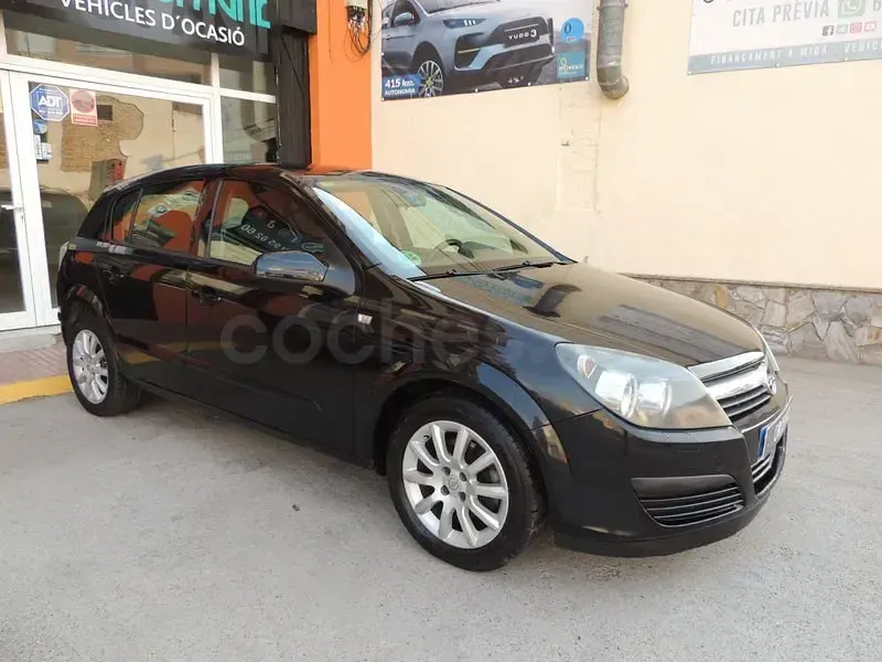 Usado Opel Astra Enjoy 105 CV (77 kW) 2006 Negro Berlina