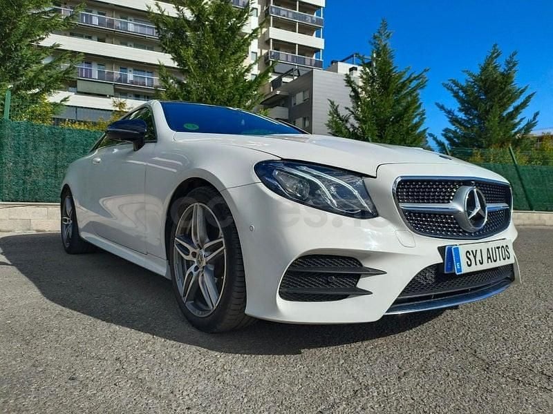 Usado Mercedes E220 194 CV (142 kW) 2019 Blanco Coupe
