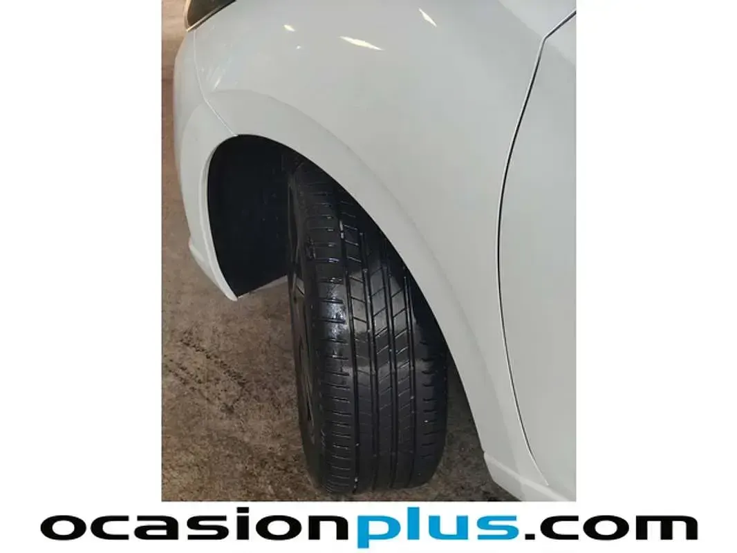 Usado Nissan Micra Acenta 92 CV (67 kW) 2021 Blanco Utilitario