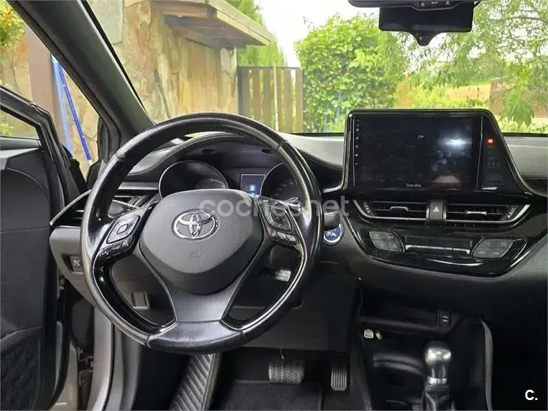 Usado Toyota C-HR Active 122 CV (89 kW) 2016 Gris / plata SUV