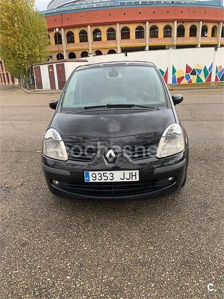Negro Usado 2005 Renault Modus Privilege Monovolumen | 1500 € (Super precio) - Imagen 1/4