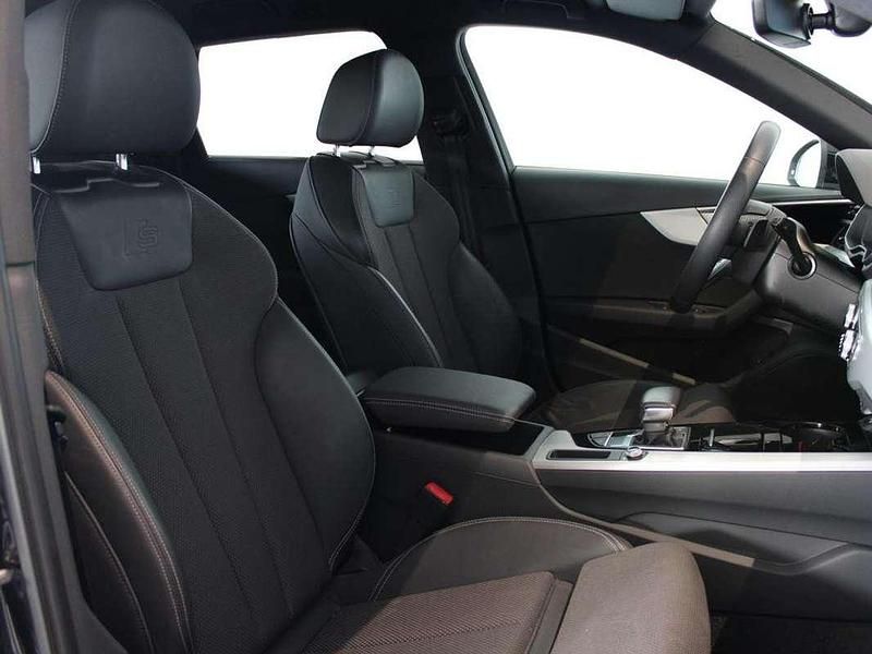 Usado Audi A4 S-Line 163 CV (119 kW) 2023 Negro Familiar