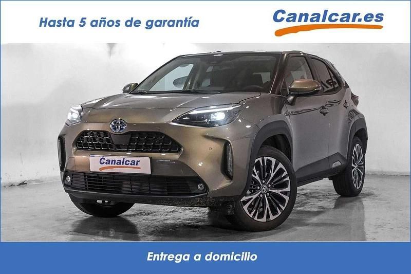 Marrón Usado 2023 Toyota Yaris Cross Plus SUV | 24.762 € (Buen precio) - Imagen 1/4