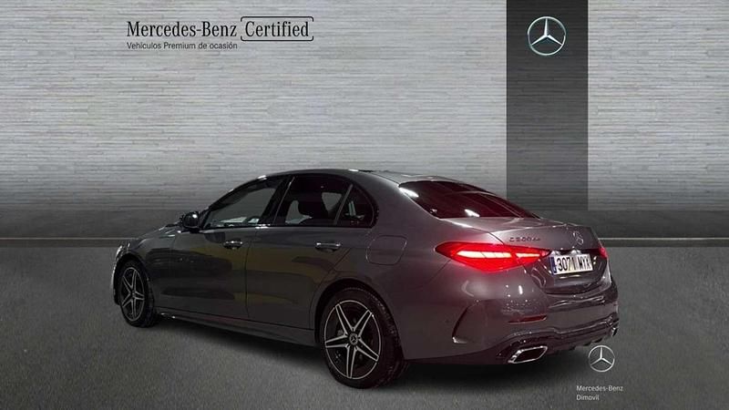Usado Mercedes C300 265 CV (194 kW) 2025 Gris Berlina