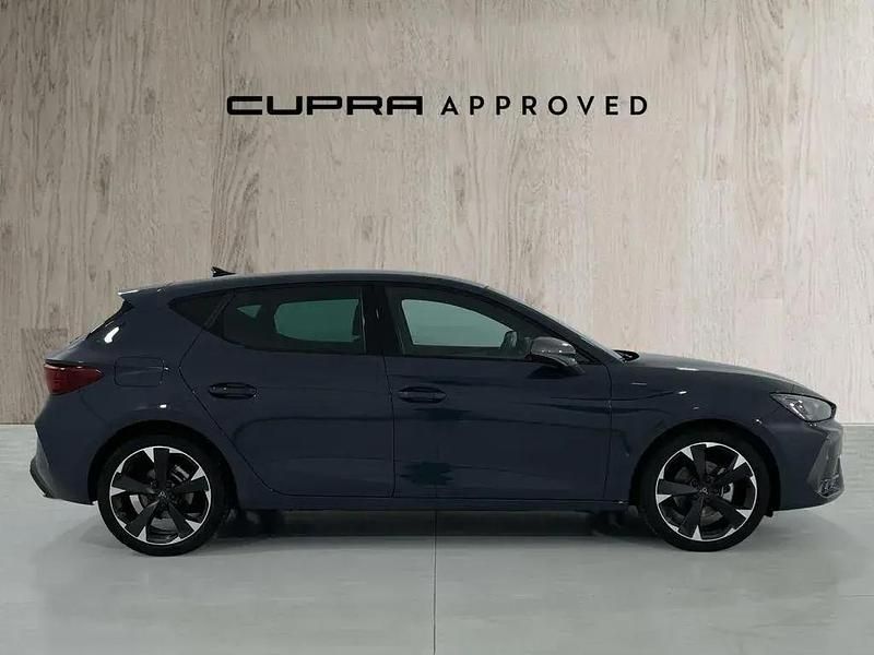 Usado Cupra Leon 150 CV (110 kW) 2025 Azul Berlina
