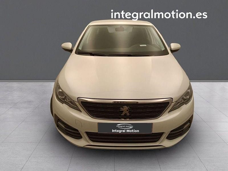 Usado Peugeot 308 SW Allure 130 CV (95 kW) 2019 Blanco Familiar