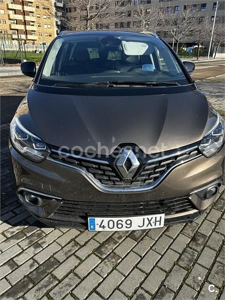 Usado Renault Grand Scénic IV Intens 130 CV (95 kW) 2017 Marrón Monovolumen