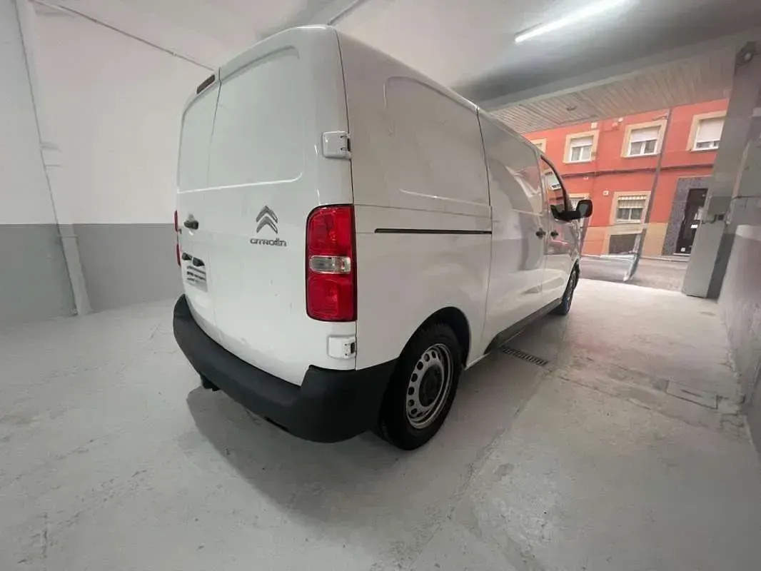Usado Citroën Jumpy 102 CV (75 kW) 2021 Blanco Monovolumen